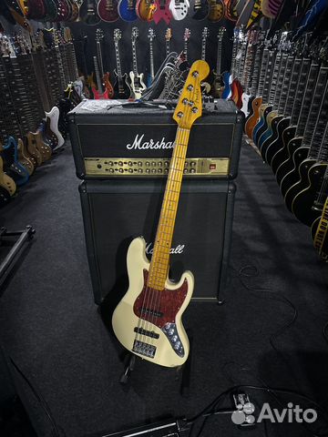 Бас гитара 5 струн jazz bass